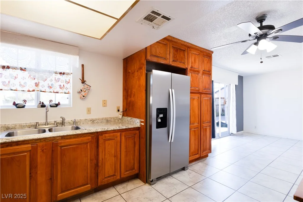 5673 Coaldale, Las Vegas, NV 89110