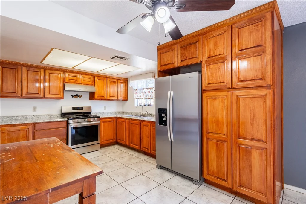 5673 Coaldale, Las Vegas, NV 89110