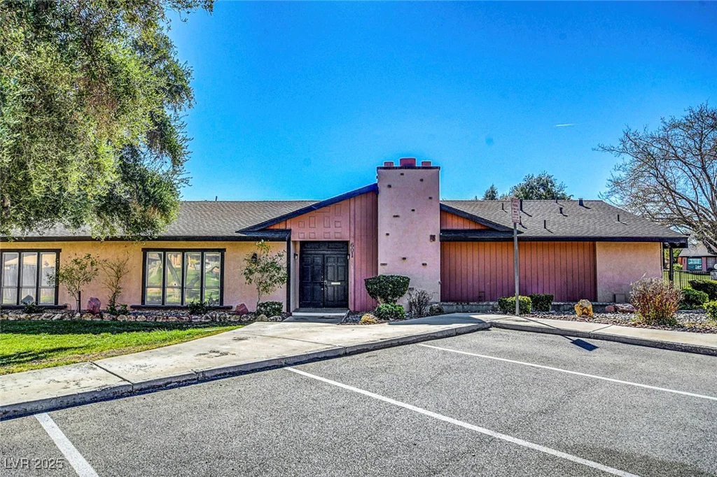 4036 Nightingale, Las Vegas, NV 89107