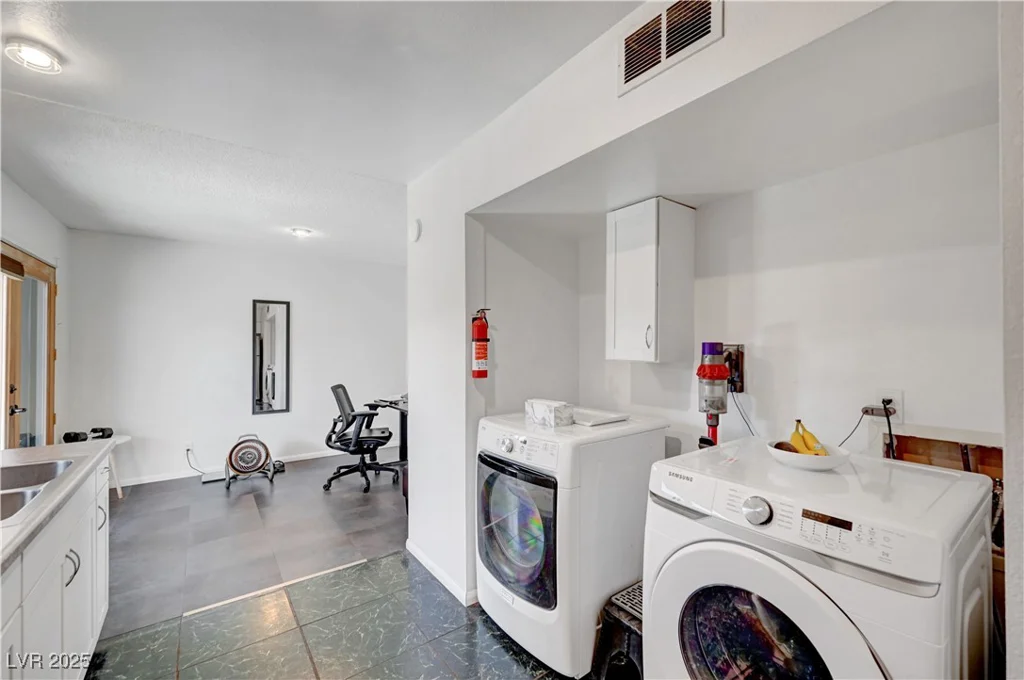 4036 Nightingale, Las Vegas, NV 89107