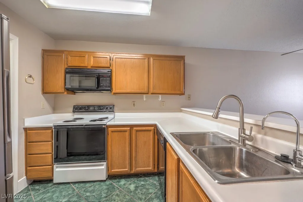 1800 Edmond, Las Vegas, NV 89146
