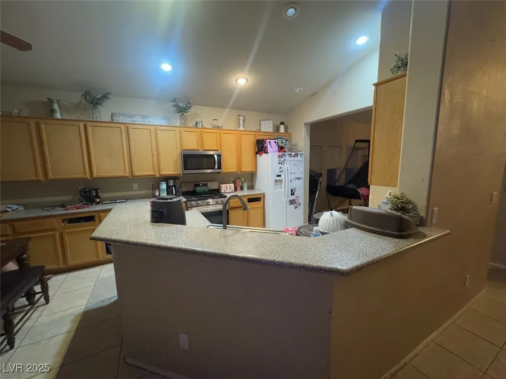 8277 Orange Vale, Las Vegas, NV 89131