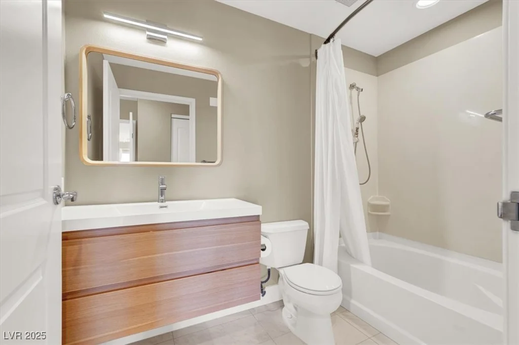 8255 Las Vegas, Las Vegas, NV 89123