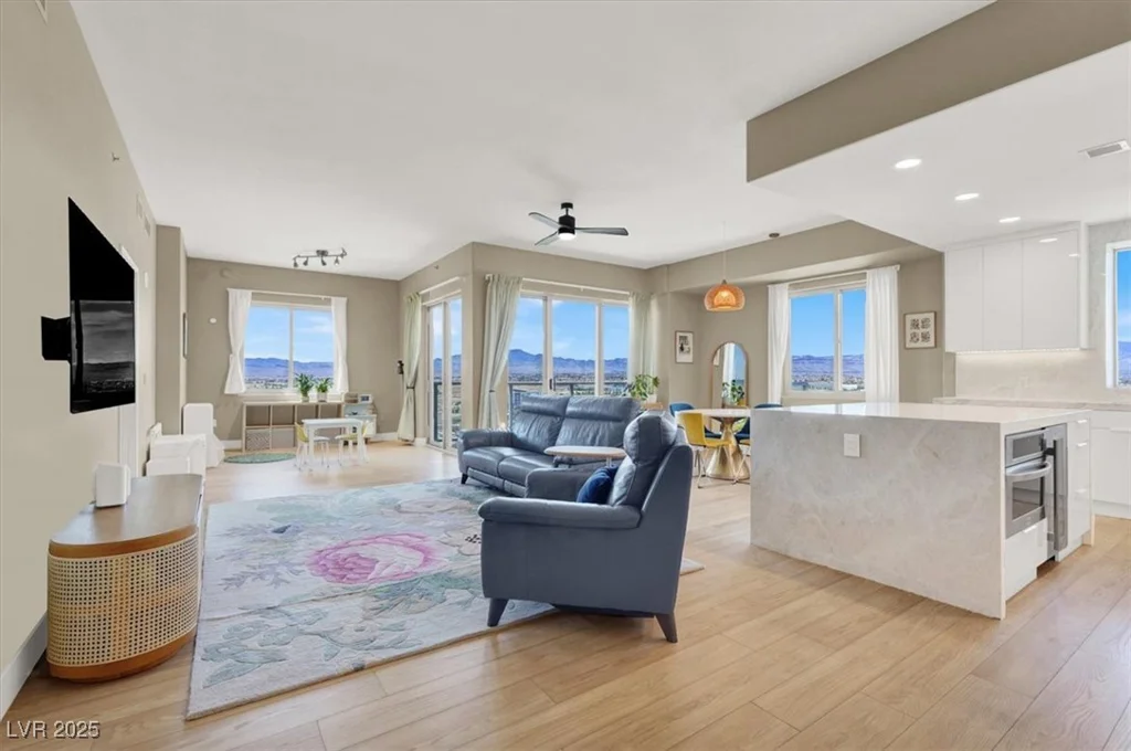 8255 Las Vegas, Las Vegas, NV 89123