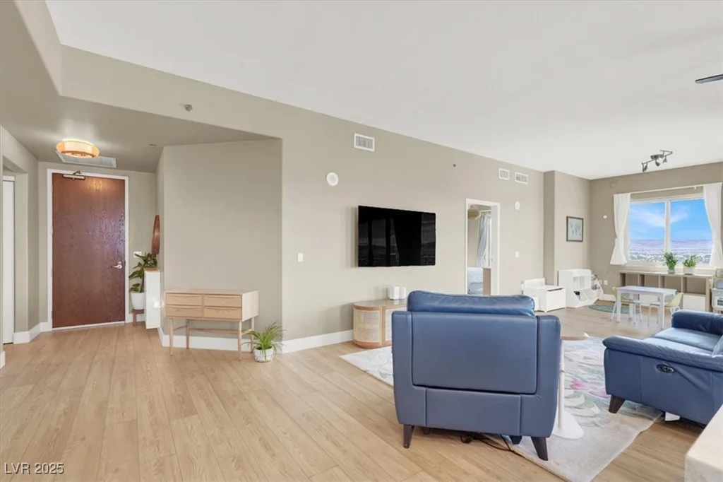 8255 Las Vegas, Las Vegas, NV 89123