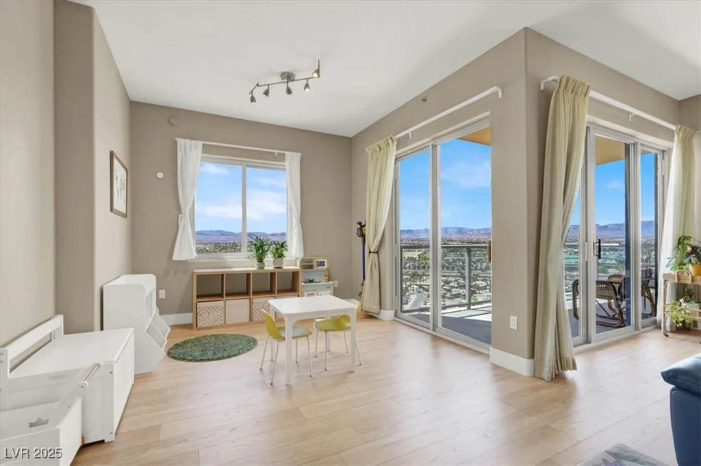 8255 Las Vegas, Las Vegas, NV 89123
