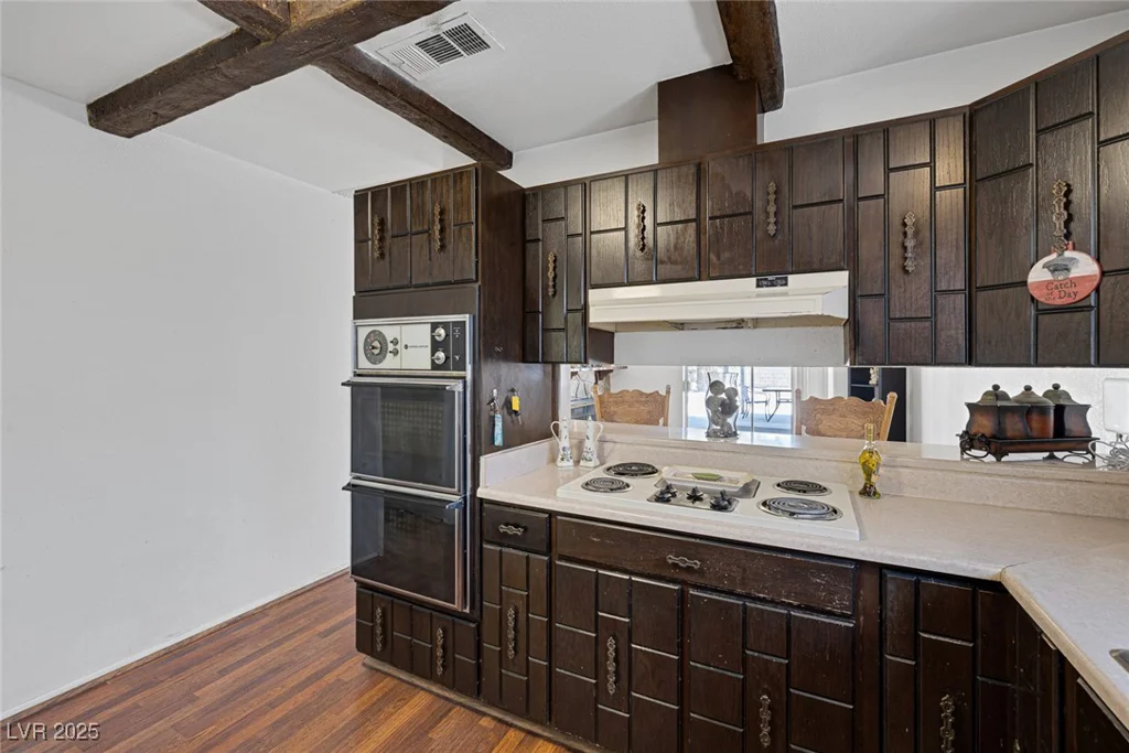 4458 El Quinta, Las Vegas, NV 89121