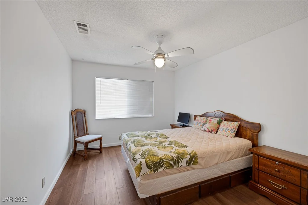 4458 El Quinta, Las Vegas, NV 89121
