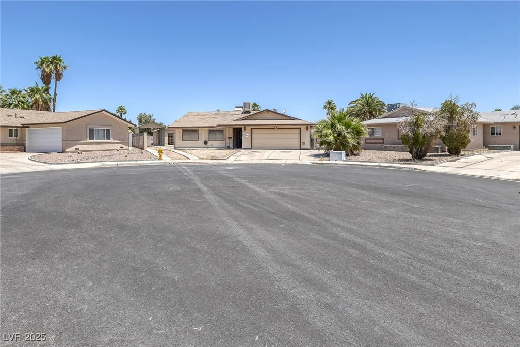 4458 El Quinta, Las Vegas, NV 89121