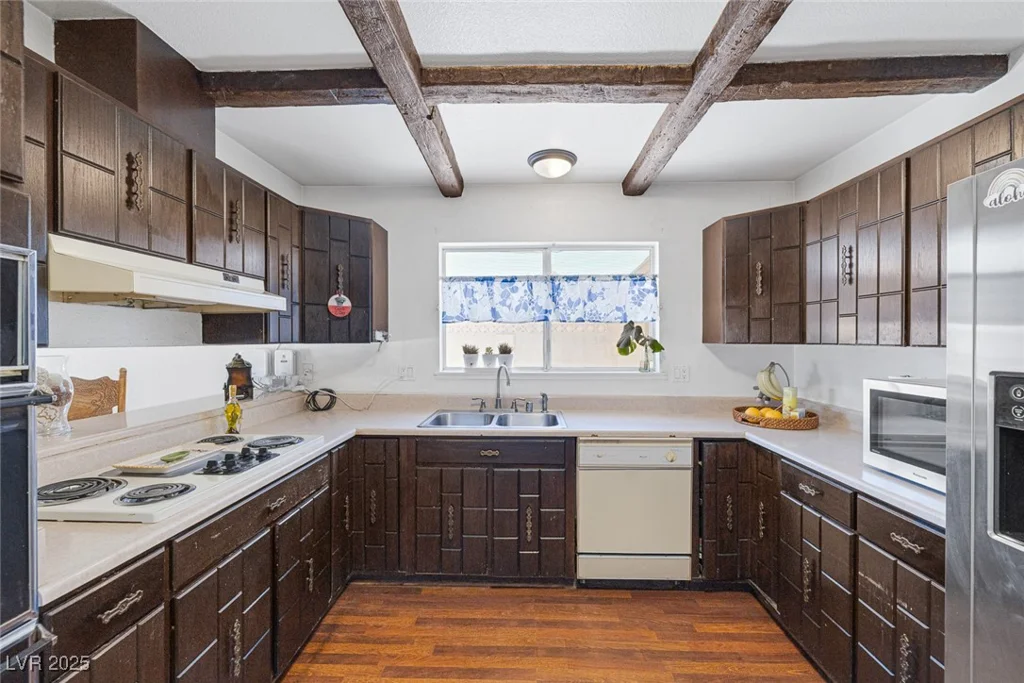 4458 El Quinta, Las Vegas, NV 89121