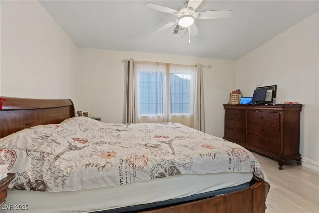 8550 Little Fox, Las Vegas, NV 89123