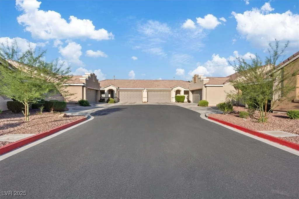 8550 Little Fox, Las Vegas, NV 89123