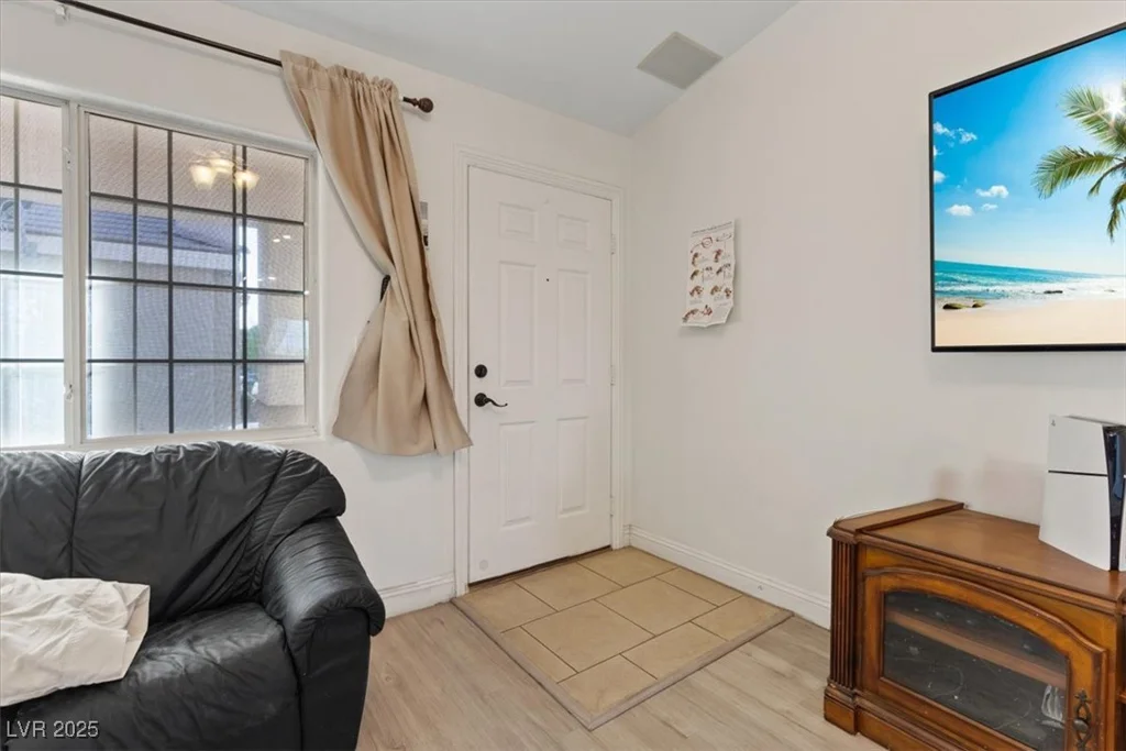 8550 Little Fox, Las Vegas, NV 89123