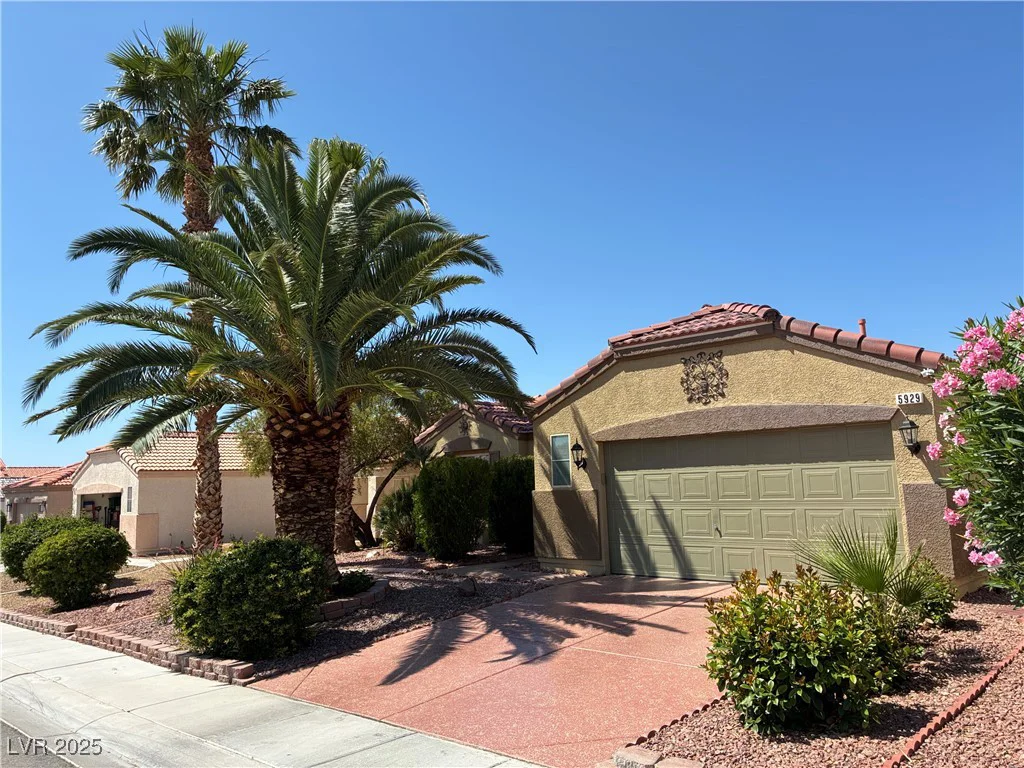 5929 Gentle Creek, North Las Vegas, NV 89031