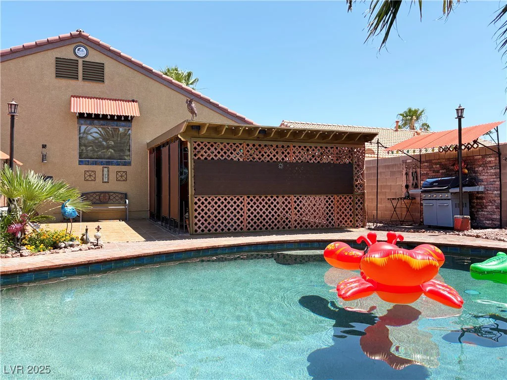 5929 Gentle Creek, North Las Vegas, NV 89031