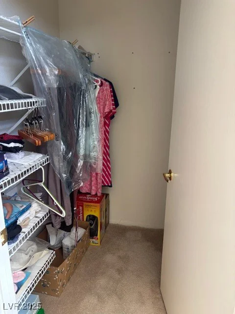 10036 Keysborough, Las Vegas, NV 89134
