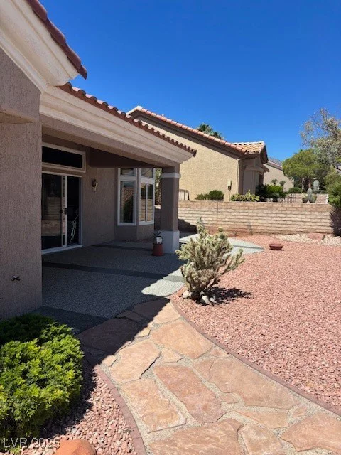 10036 Keysborough, Las Vegas, NV 89134