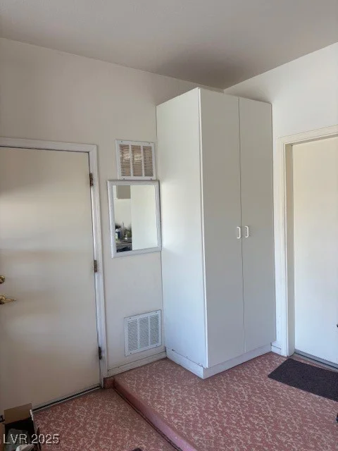 10036 Keysborough, Las Vegas, NV 89134