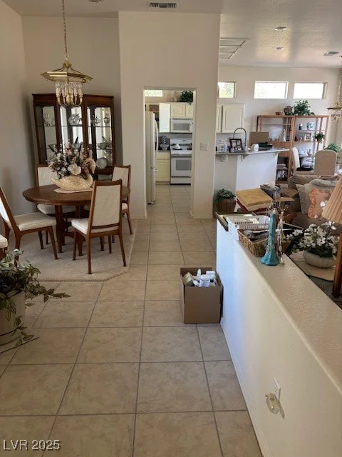 10036 Keysborough, Las Vegas, NV 89134
