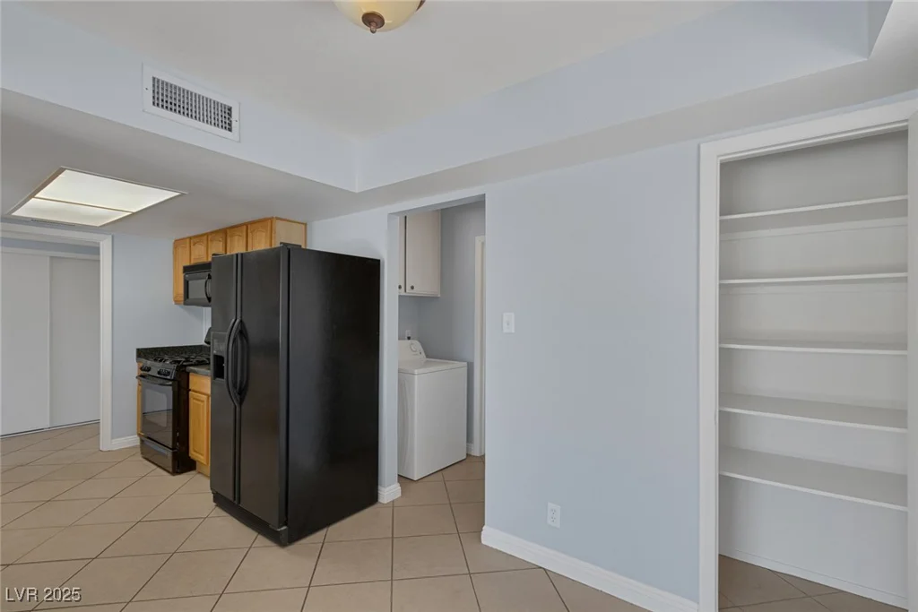 4784 El Escorial, Las Vegas, NV 89121