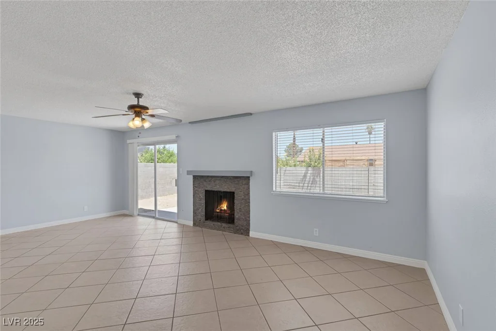 4784 El Escorial, Las Vegas, NV 89121