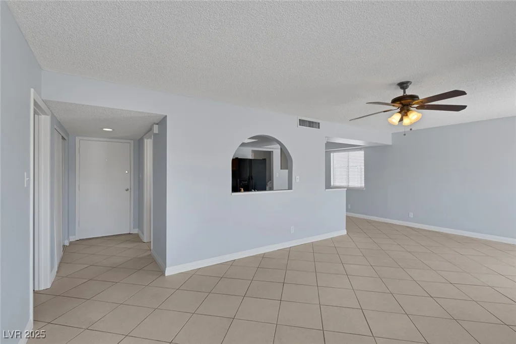 4784 El Escorial, Las Vegas, NV 89121