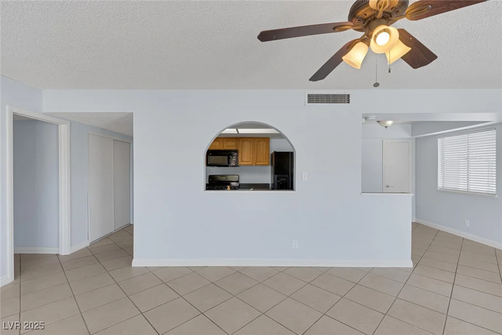 4784 El Escorial, Las Vegas, NV 89121