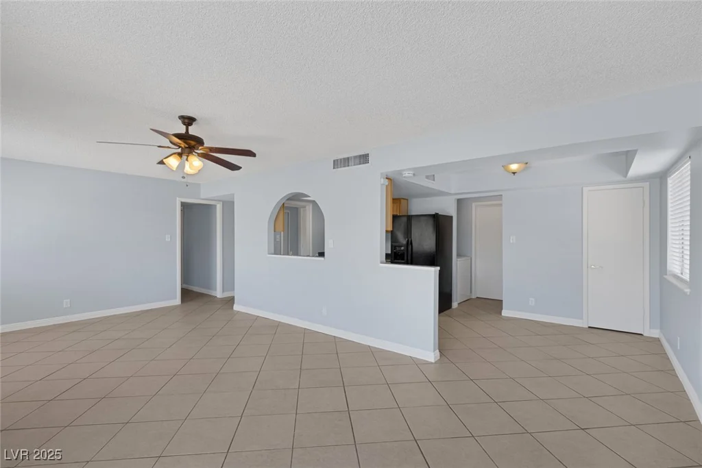4784 El Escorial, Las Vegas, NV 89121
