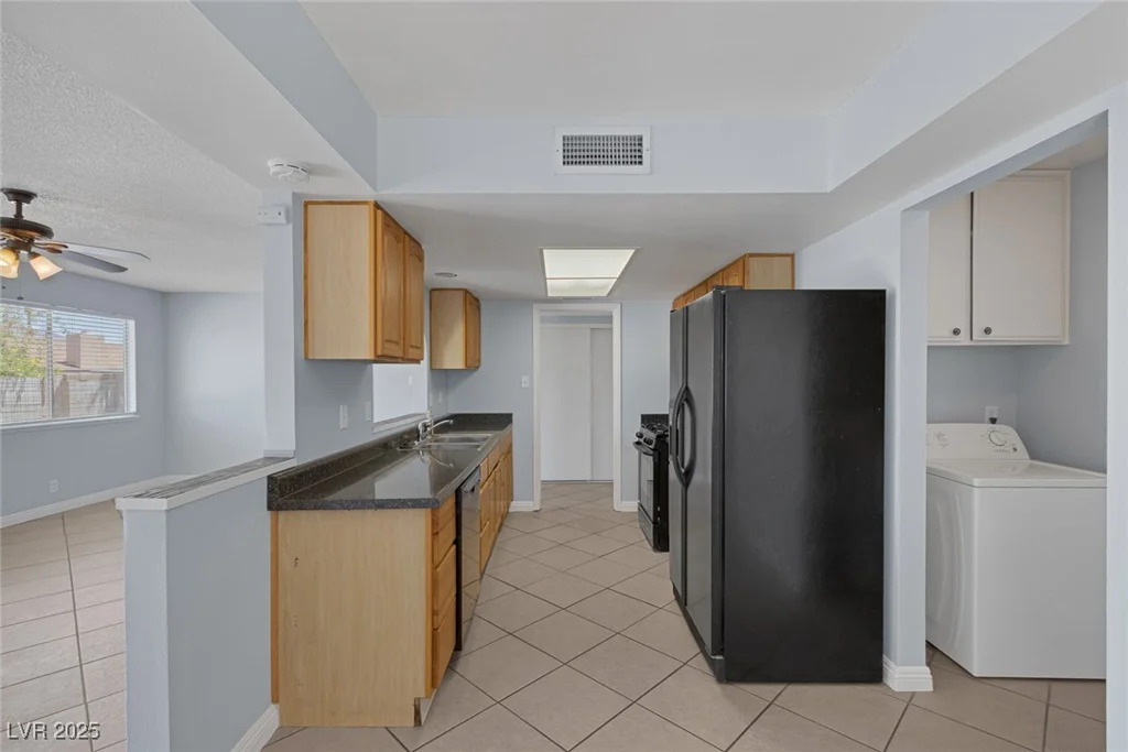 4784 El Escorial, Las Vegas, NV 89121