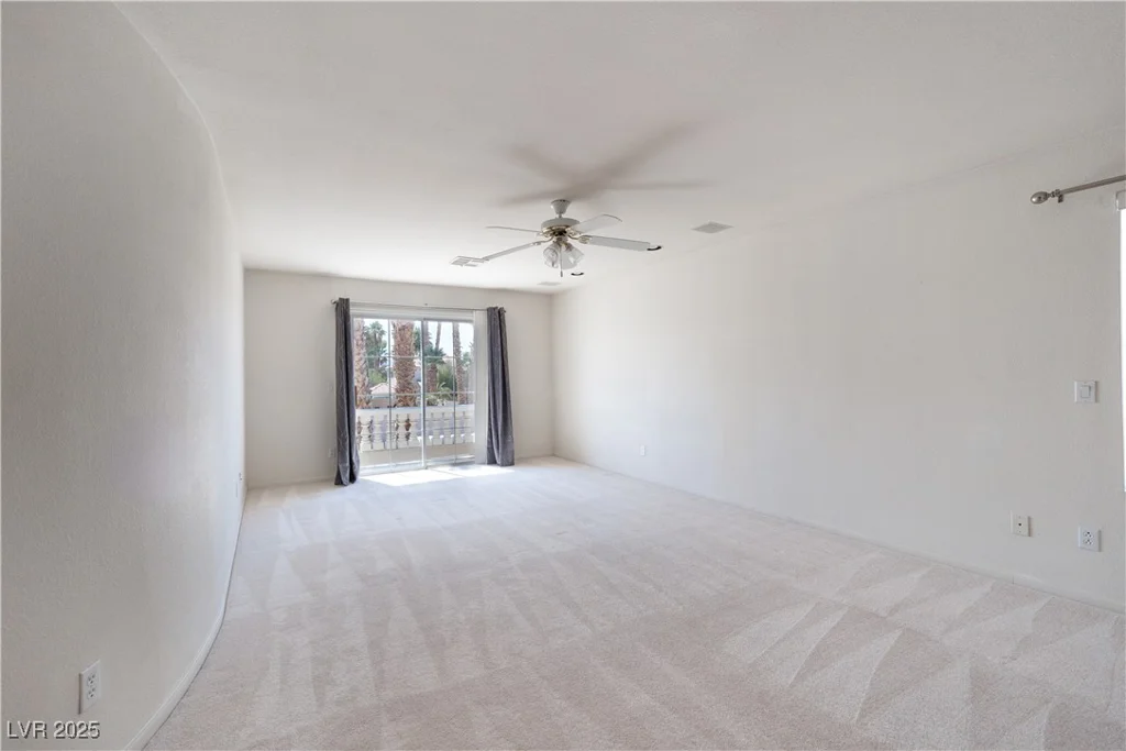 9604 Summer Cypress, Las Vegas, NV 89123