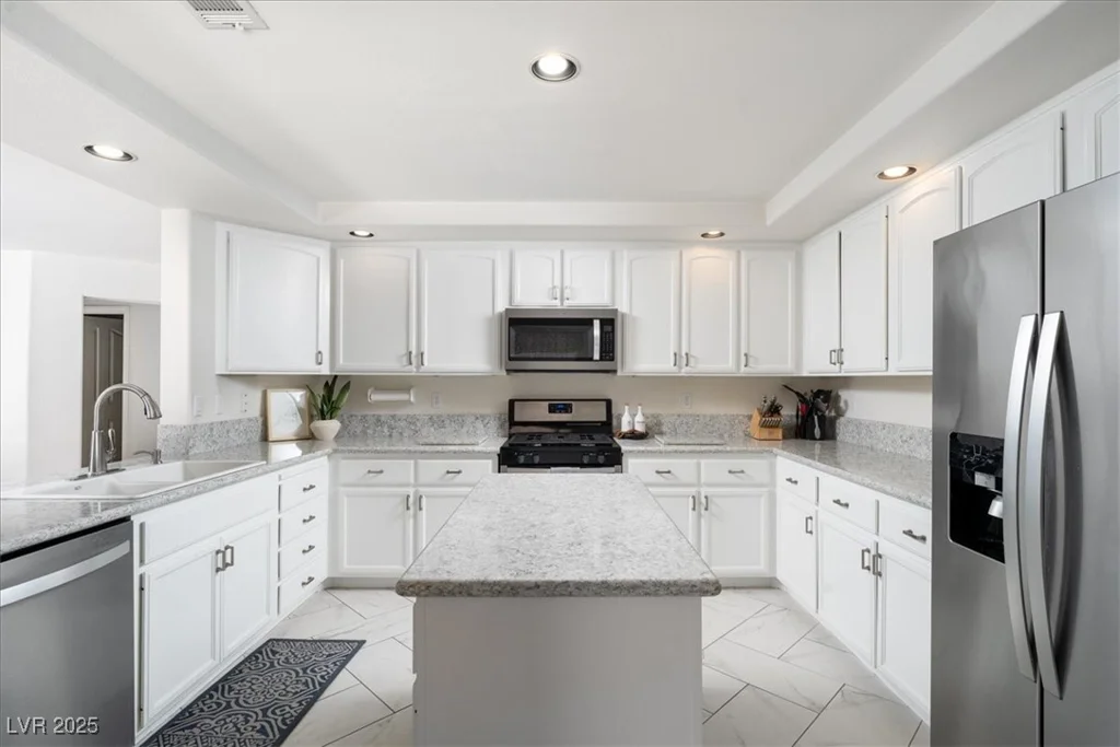 9604 Summer Cypress, Las Vegas, NV 89123