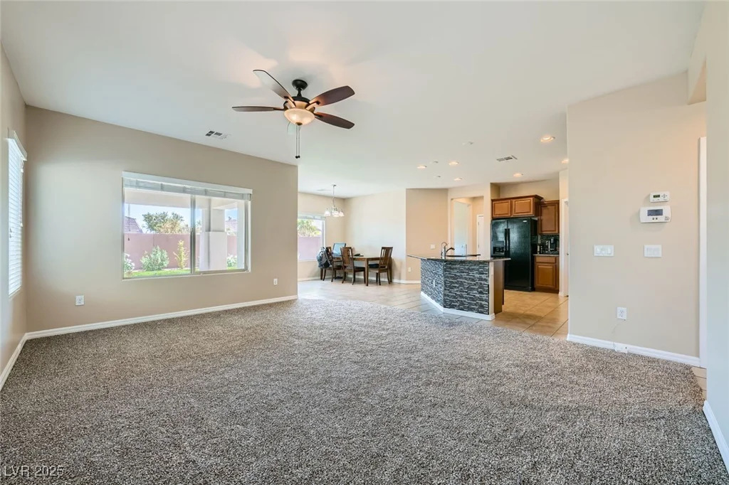 10693 Harvest Green, Las Vegas, NV 89135