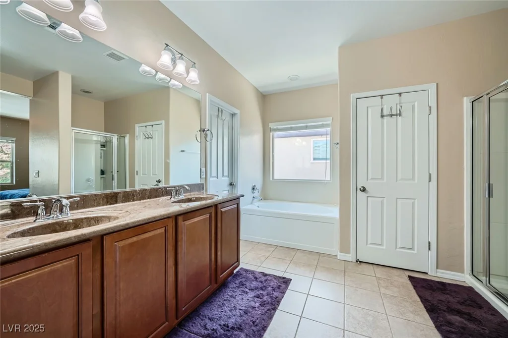 10693 Harvest Green, Las Vegas, NV 89135