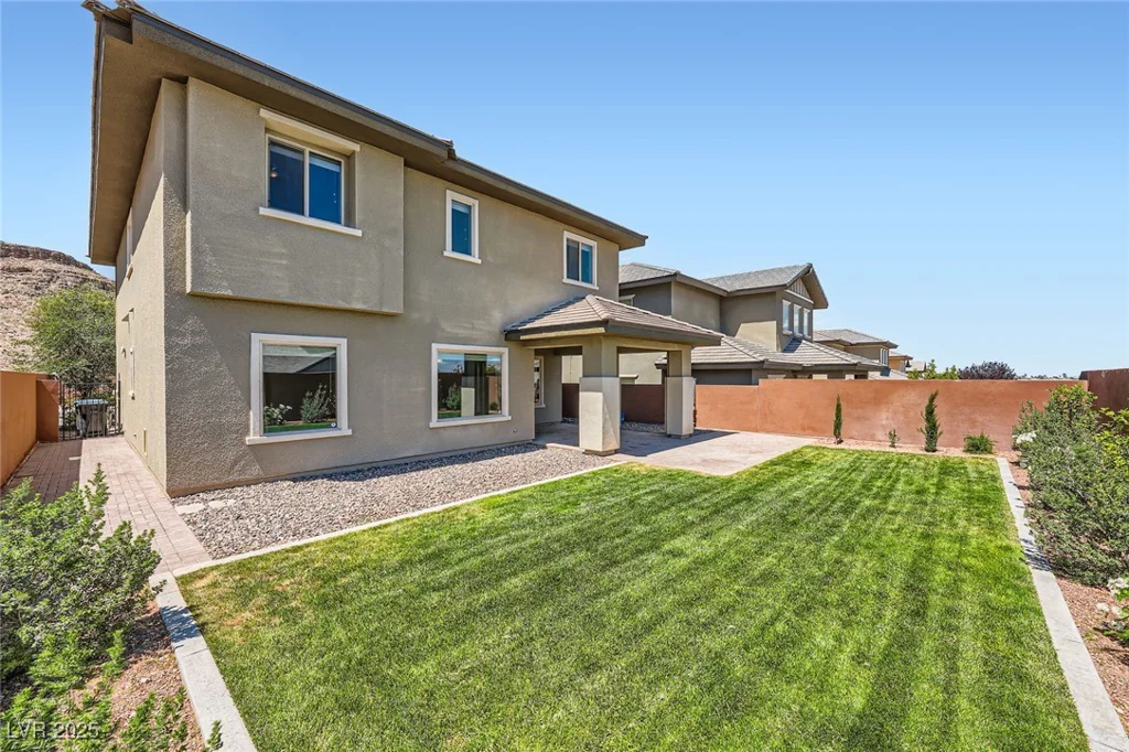 10693 Harvest Green, Las Vegas, NV 89135