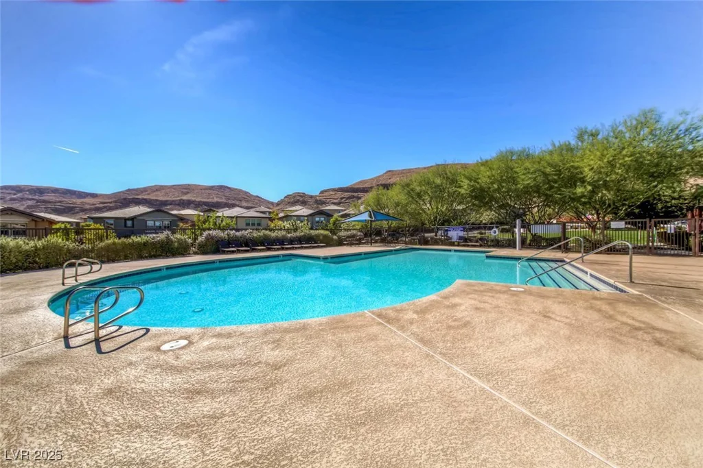 10693 Harvest Green, Las Vegas, NV 89135