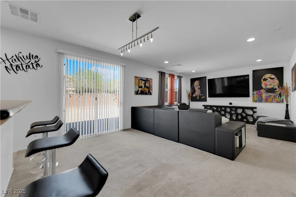 10045 Natchez Trace, Las Vegas, NV 89178