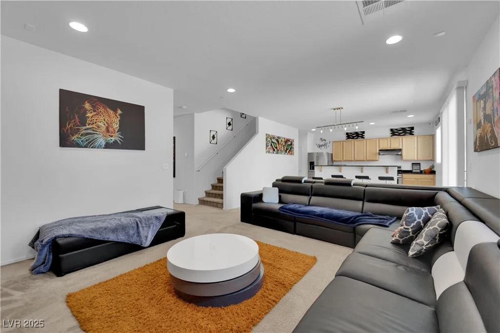 10045 Natchez Trace, Las Vegas, NV 89178