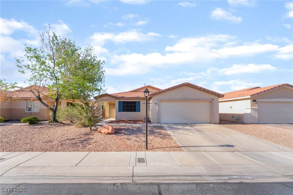 5009 Peaceful Pond, Las Vegas, NV 89131