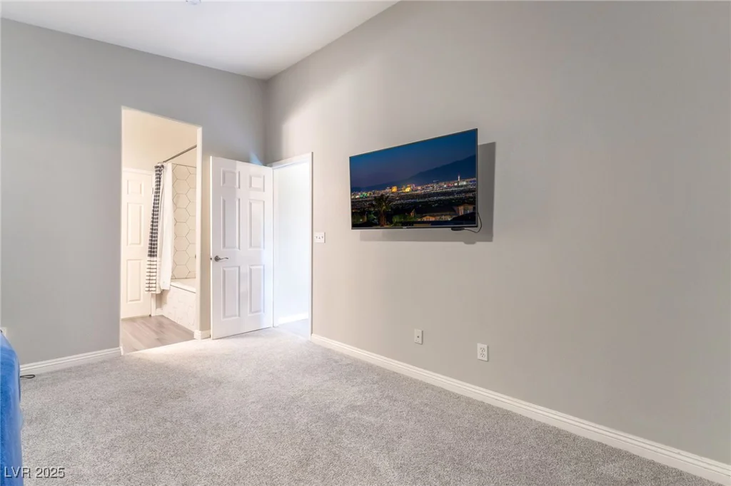 5009 Peaceful Pond, Las Vegas, NV 89131