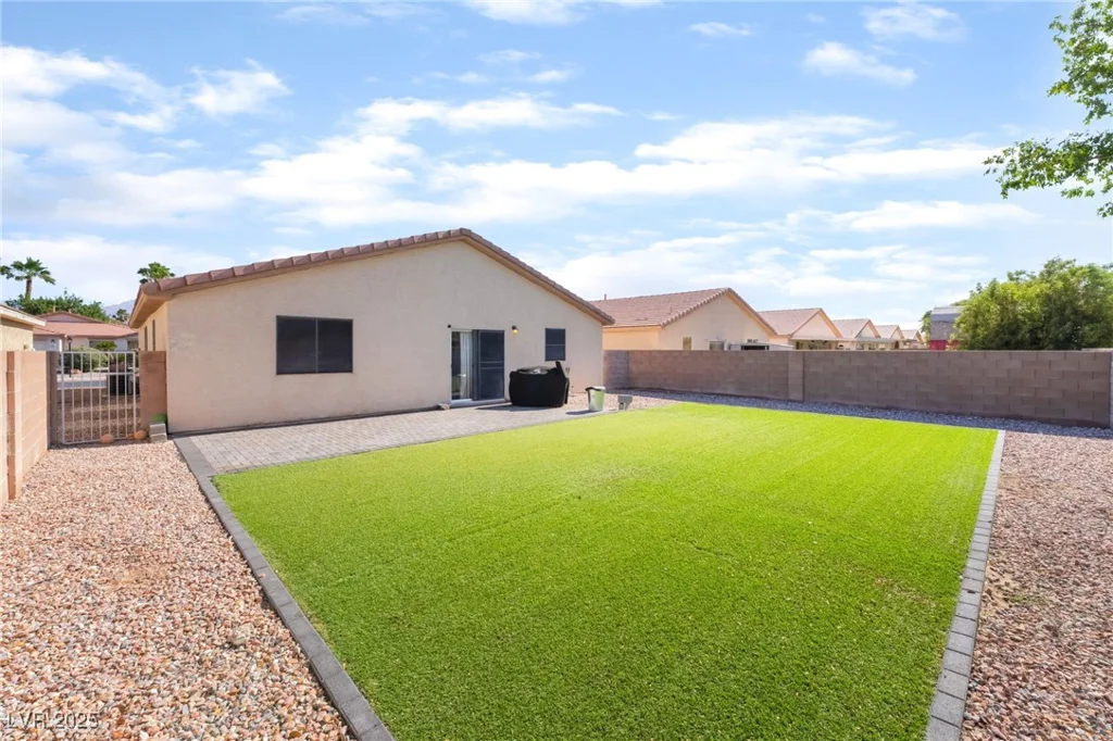 5009 Peaceful Pond, Las Vegas, NV 89131