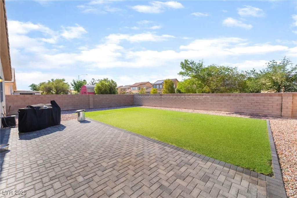 5009 Peaceful Pond, Las Vegas, NV 89131