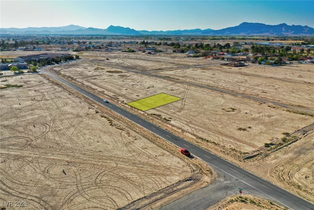 1110 Honeysuckle, Pahrump, NV 89048