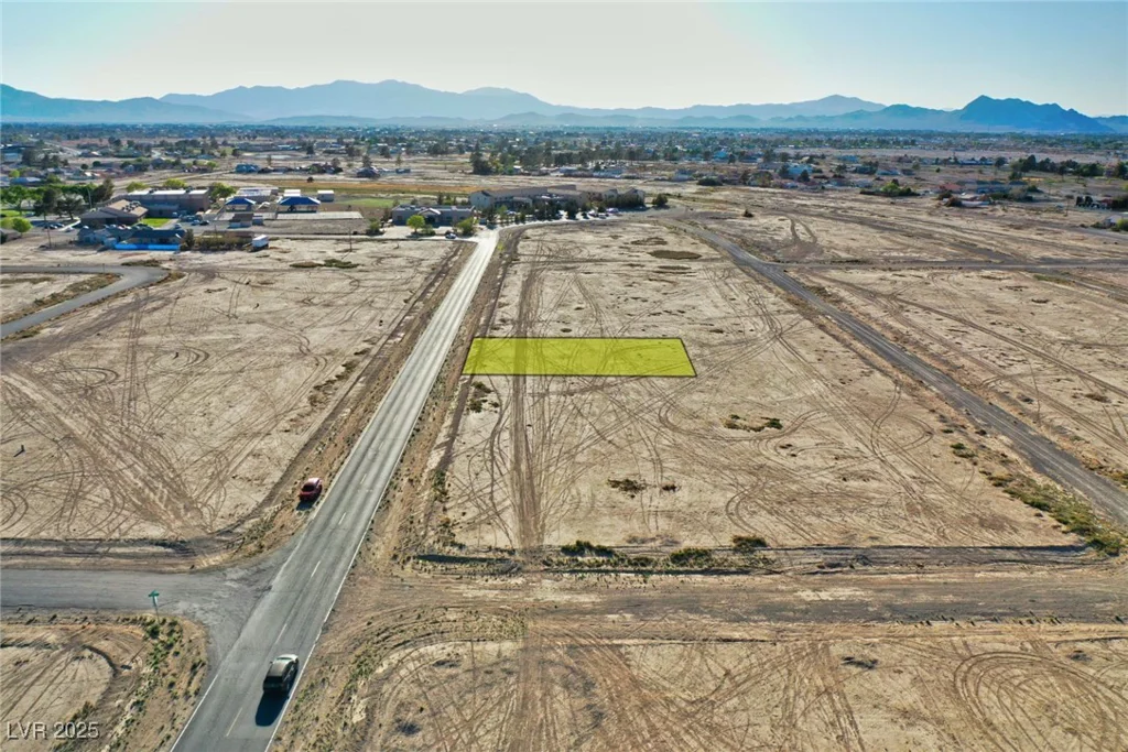 1110 Honeysuckle, Pahrump, NV 89048