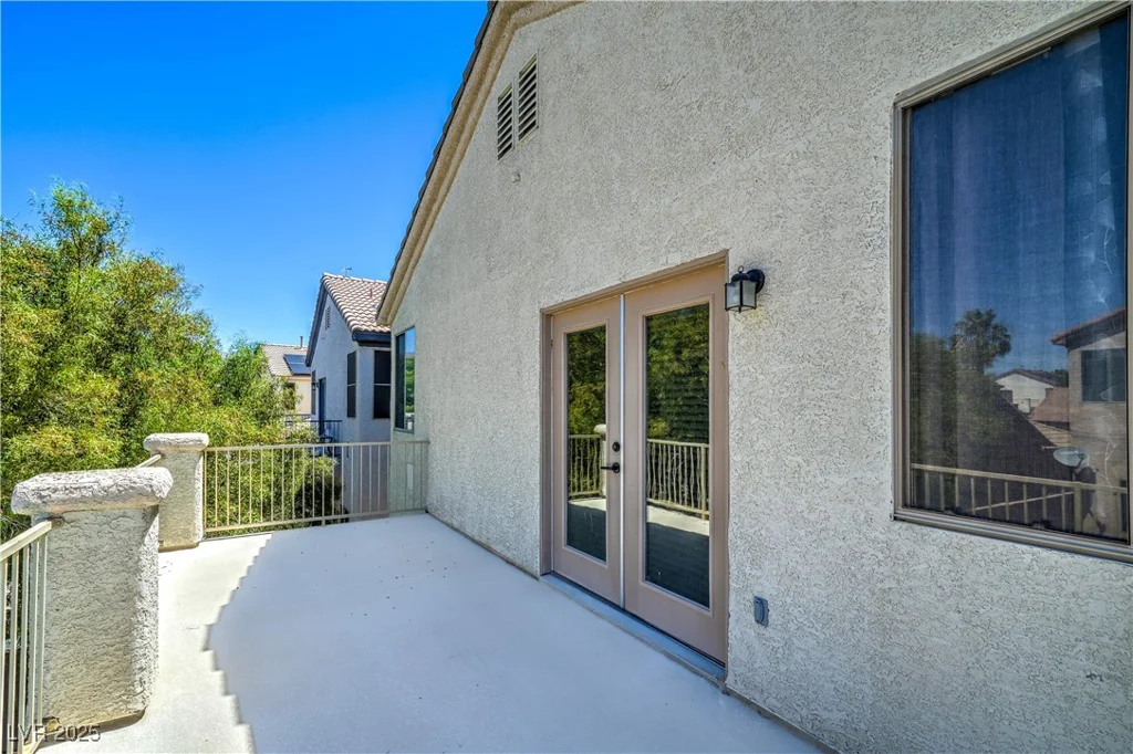 7537 Splashing Rock, Las Vegas, NV 89131