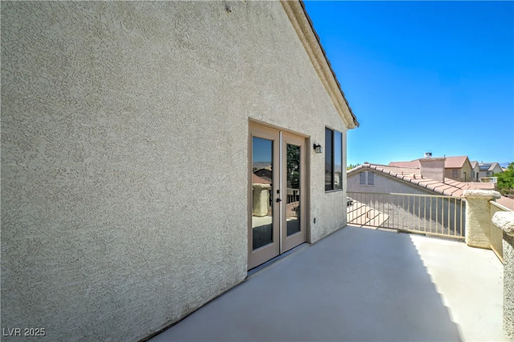 7537 Splashing Rock, Las Vegas, NV 89131