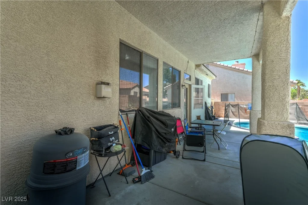7537 Splashing Rock, Las Vegas, NV 89131