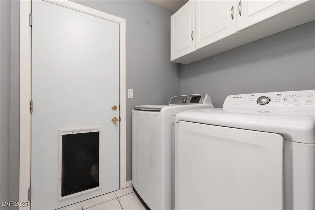 998 Hunters Run, Henderson, NV 89002
