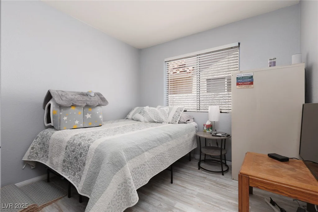 998 Hunters Run, Henderson, NV 89002