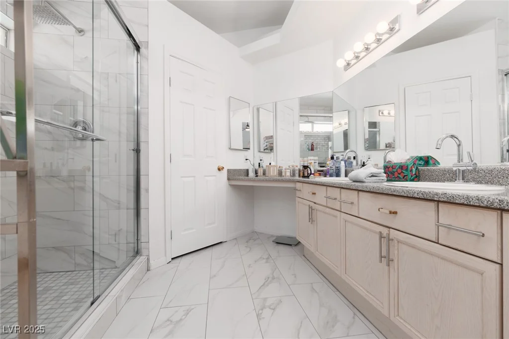 998 Hunters Run, Henderson, NV 89002