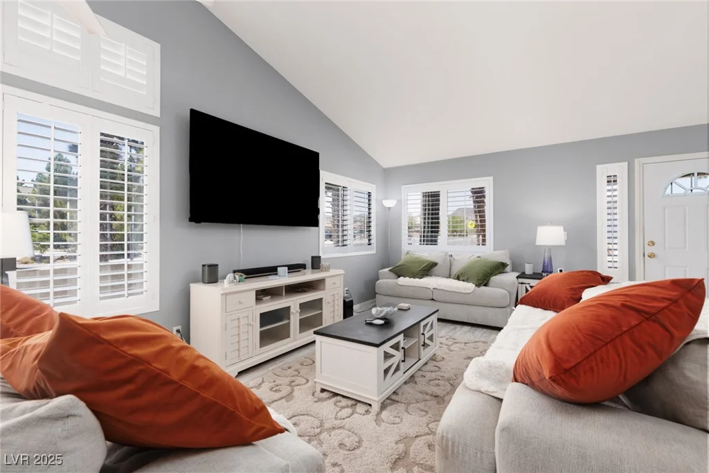 998 Hunters Run, Henderson, NV 89002